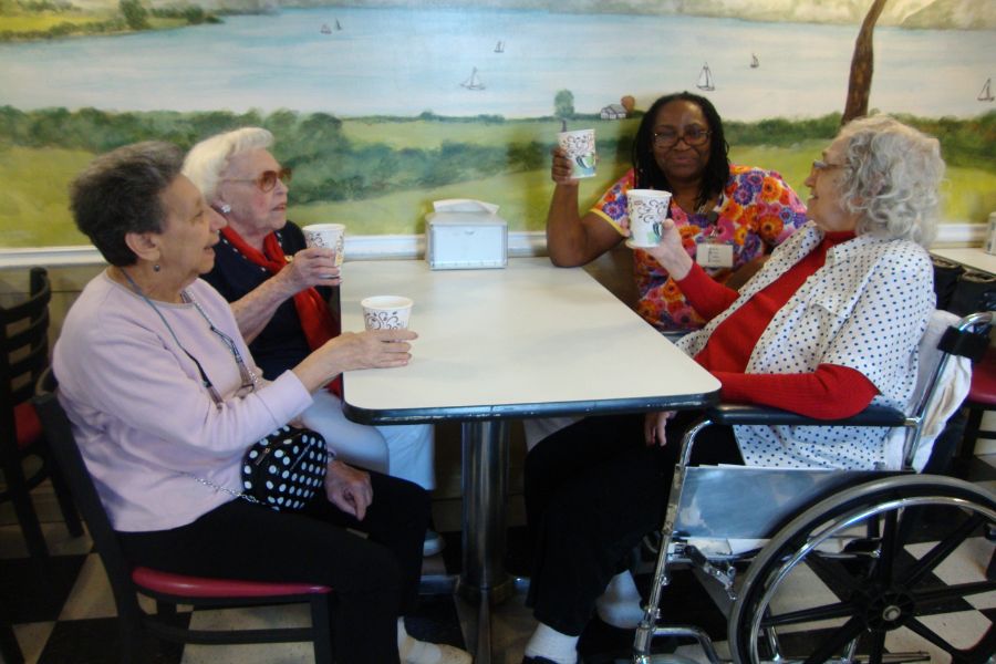 St. Patrick's Home has some of the best dining options for our residents in Bronx, NY.
